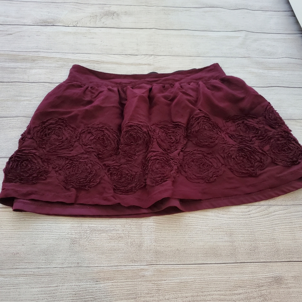 Stoosh womens maroon mini skirt. Size large